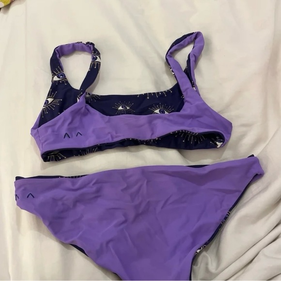 Kitty and vibe reversible bikini - Picture 4 of 5